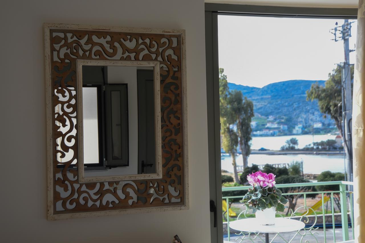 Hotel Costa Rampane à Plítra Extérieur photo